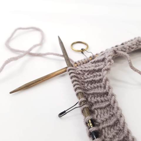 Why I love working with circular needles