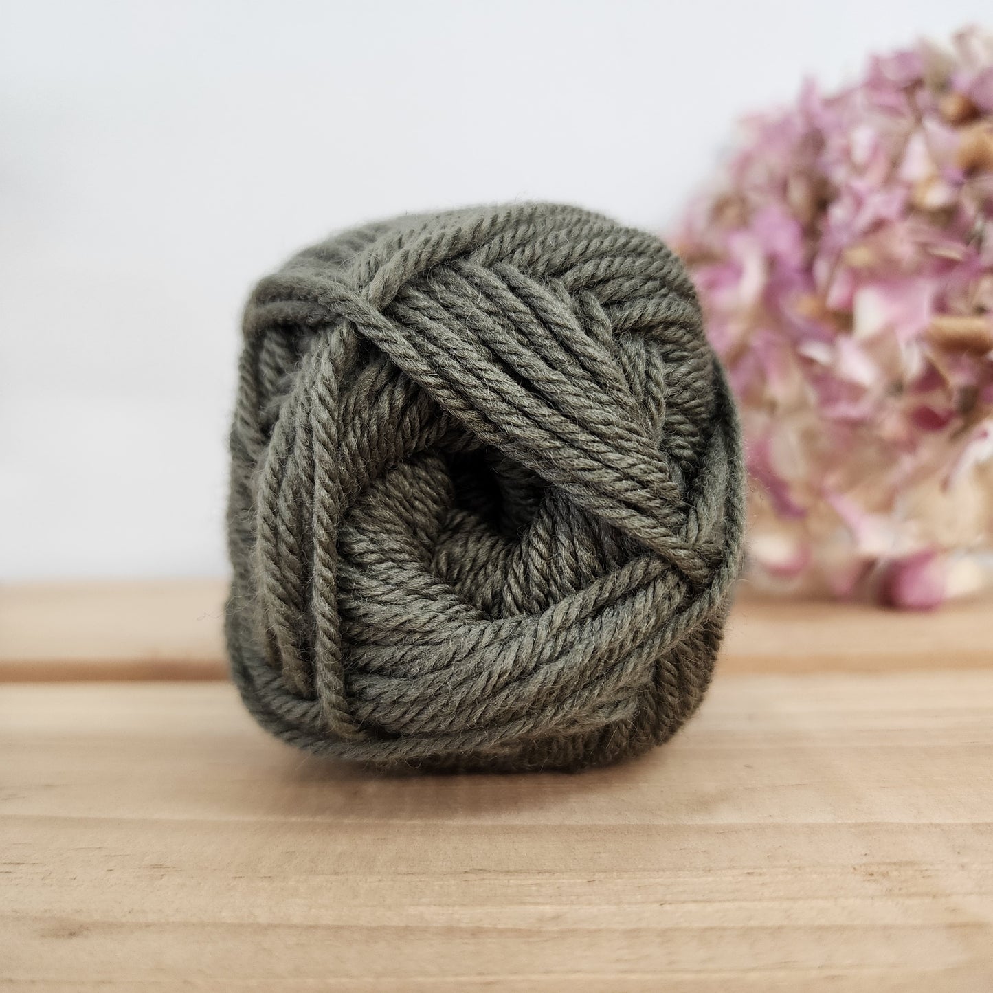 Touch Yarns - Pure Merino 8ply - Olive